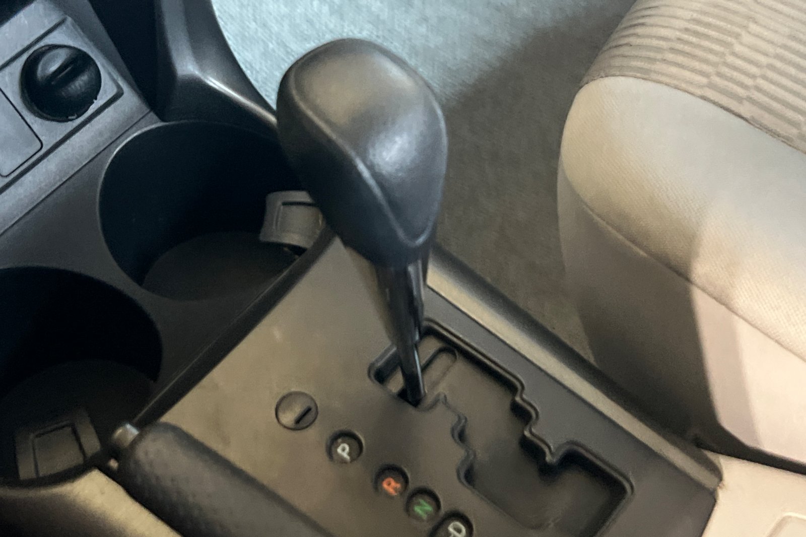 Used 2012 Toyota RAV4 4WD V6 w/ Tow Prep Pkg image 22