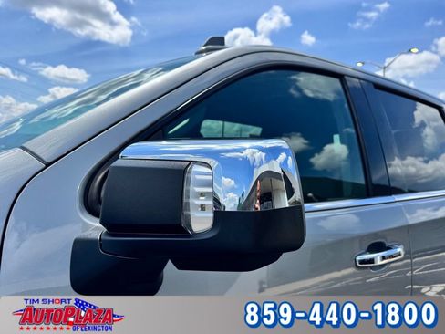 Used 2023 Chevrolet Silverado 1500 LTZ AWD/4WD image 17