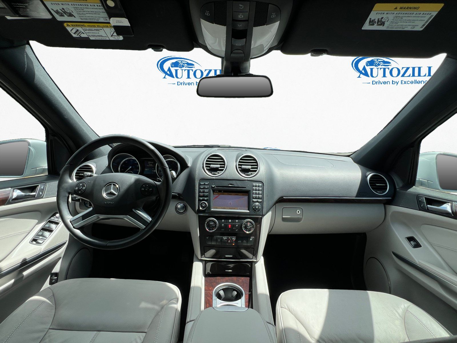 Used 2011 Mercedes-Benz GL 450 4MATIC image 13