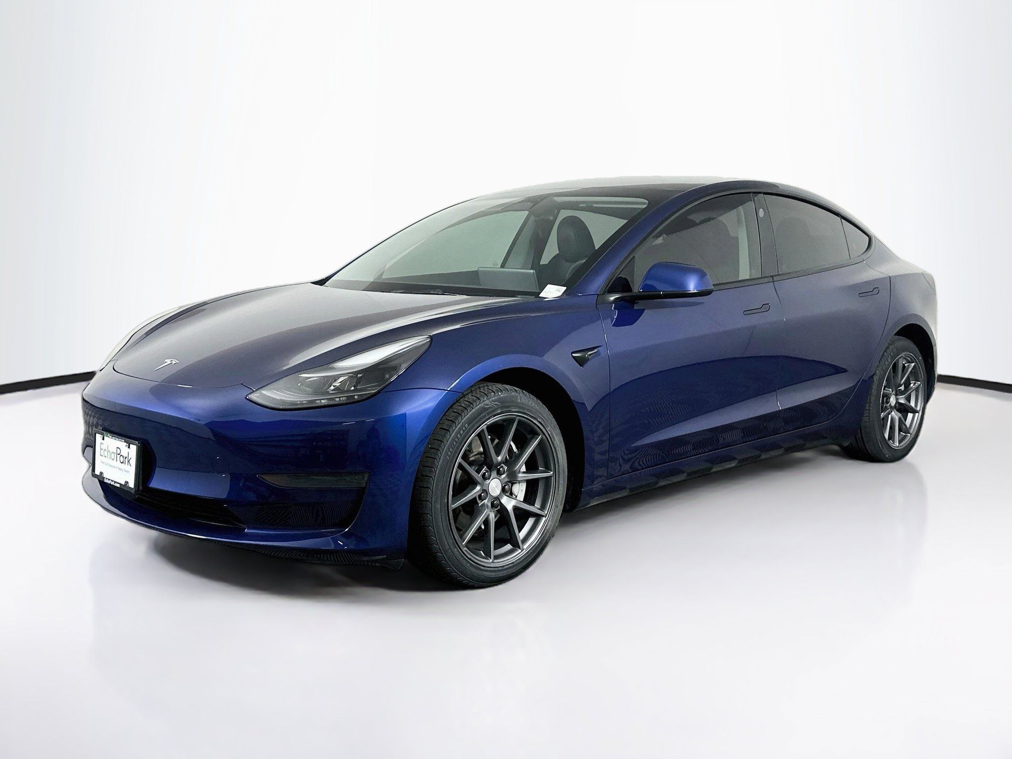Used 2023 Tesla Model 3 Standard Range RWD image 3
