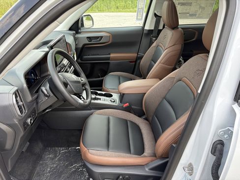 New 2025 Ford Bronco Sport Outer Banks w/ Outer Banks Tech Package+ image 10