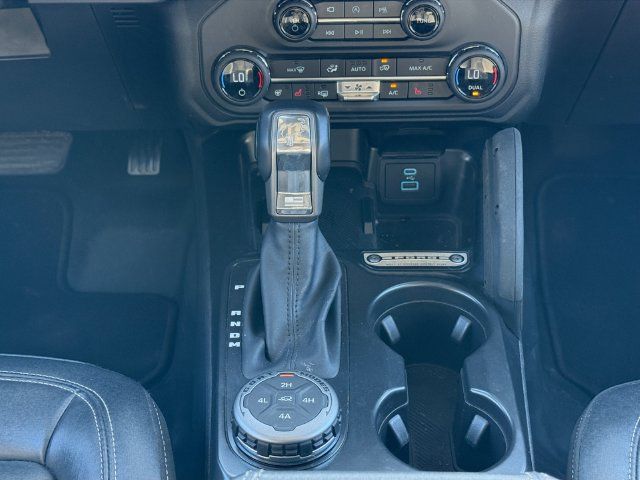 Used 2025 Ford Bronco Badlands AWD/4WD image 19