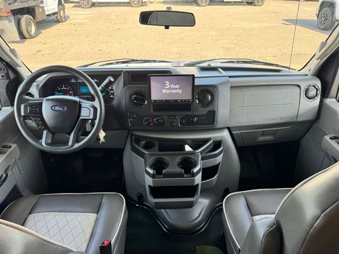 Used 2021 Ford E-450 and Econoline 450 Super Duty w/ Motorhome Prep Package RWD image 45