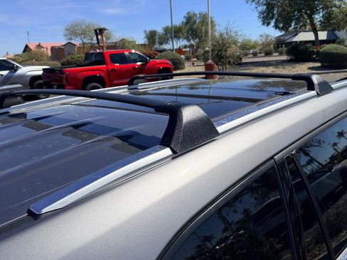 New 2026 Toyota Highlander Platinum image 8