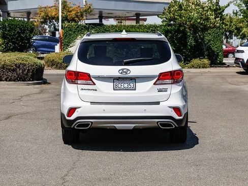 Used 2018 Hyundai Santa Fe Limited AWD/4WD image 4