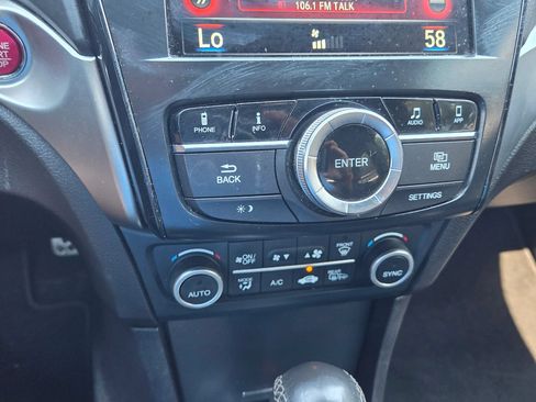 Used 2016 Acura ILX FWD image 21