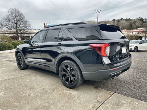 Used 2023 Ford Explorer ST w/ Equipment Group 401A image 6