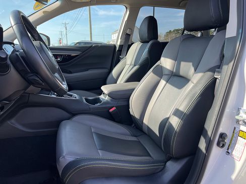 Used 2022 Subaru Outback Onyx Edition XT w/ Popular Package #2 image 19