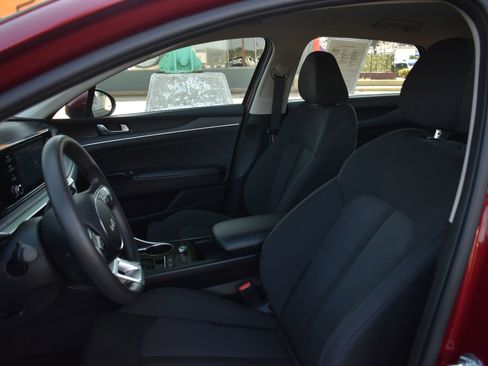 Used 2023 Kia K5 LXS image 14