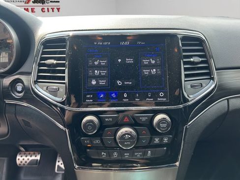 Used 2021 Jeep Grand Cherokee Limited w/ Luxury Group II AWD/4WD image 21