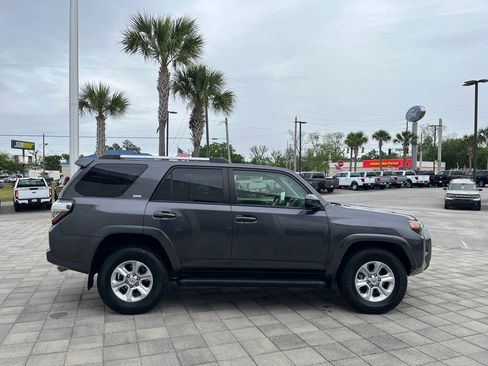 Used 2022 Toyota 4Runner SR5 RWD image 7