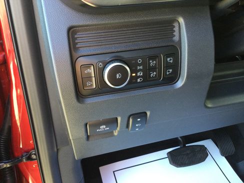 New 2026 Ford F350 Lariat w/ Lariat Premium Package image 12