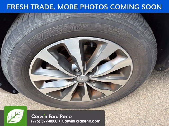 Used 2016 Kia Sedona SX FWD image 17