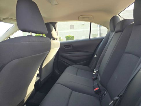 Certified 2025 Toyota Corolla LE image 18