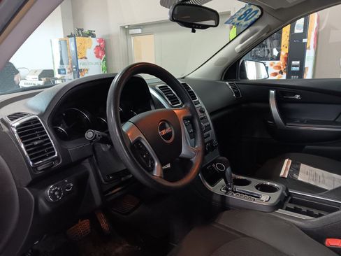 Used 2008 GMC Acadia SLE image 8