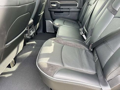 New 2026 RAM 2500 Laramie AWD/4WD image 22