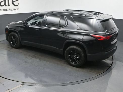 Used 2023 Chevrolet Traverse LT FWD image 44