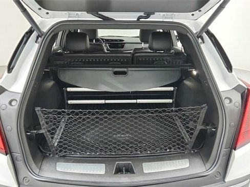 Certified 2025 Cadillac XT5 Premium Luxury w/ LPO, Floor Liner Package image 20