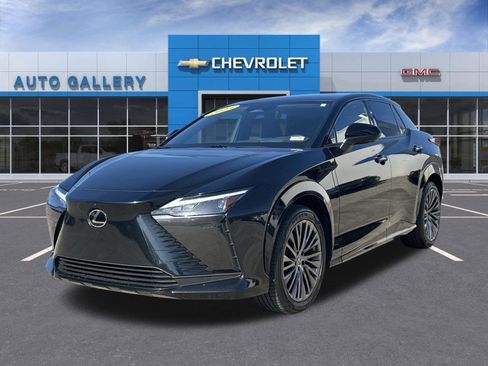 Used 2023 Lexus RZ 450e Premium w/ Accessory Package (2T) AWD/4WD image 1