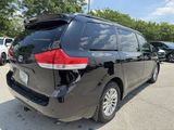 Used 2014 Toyota Sienna L image 3