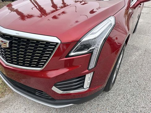 Used 2022 Cadillac XT5 Premium Luxury FWD image 9