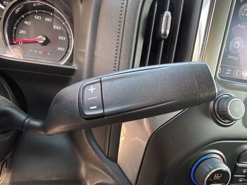 Used 2022 Chevrolet Silverado 2500 LTZ w/ LTZ Convenience Package image 30