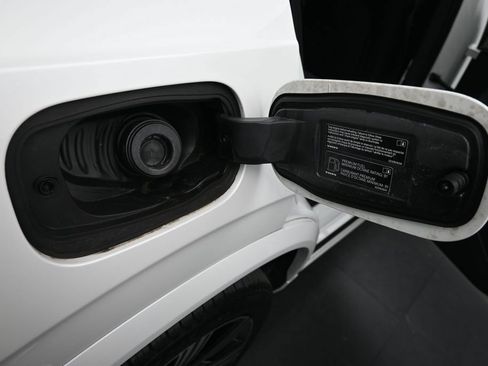Certified 2025 Volvo XC90 T8 Ultra w/ Protection Package Premier AWD/4WD image 19