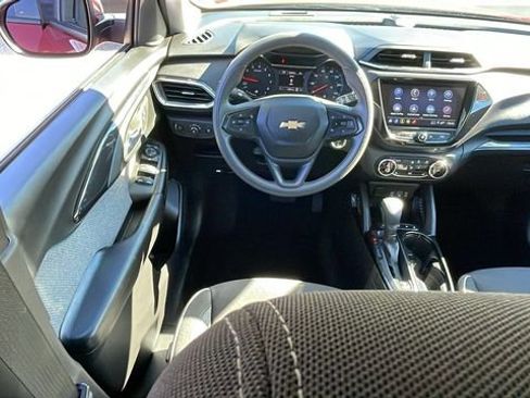 Certified 2023 Chevrolet TrailBlazer LT w/ Convenience Package image 13