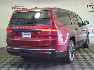Used 2024 Jeep Wagoneer L Series III w/ Premium Group I AWD/4WD video 3