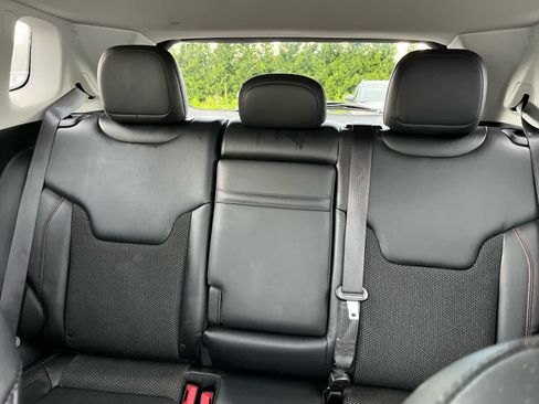 Used 2017 Jeep Compass Trailhawk w/ Cold Weather Group AWD/4WD image 20