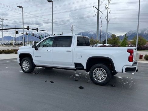 New 2023 Chevrolet Silverado 3500 High Country w/ Z71 Off-Road Package AWD/4WD image 6