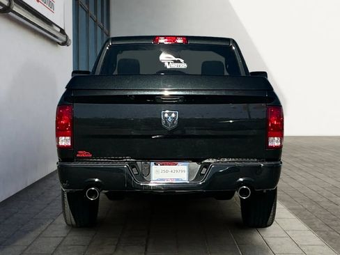 Used 2017 RAM 1500 Express image 4