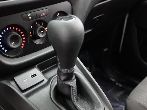 Used 2022 RAM ProMaster City Tradesman FWD image 19