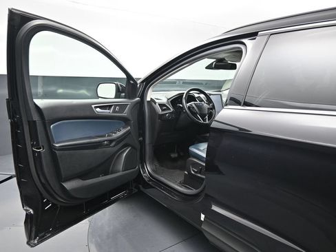Used 2022 Ford Edge SEL w/ Sport Appearance Package AWD/4WD image 8