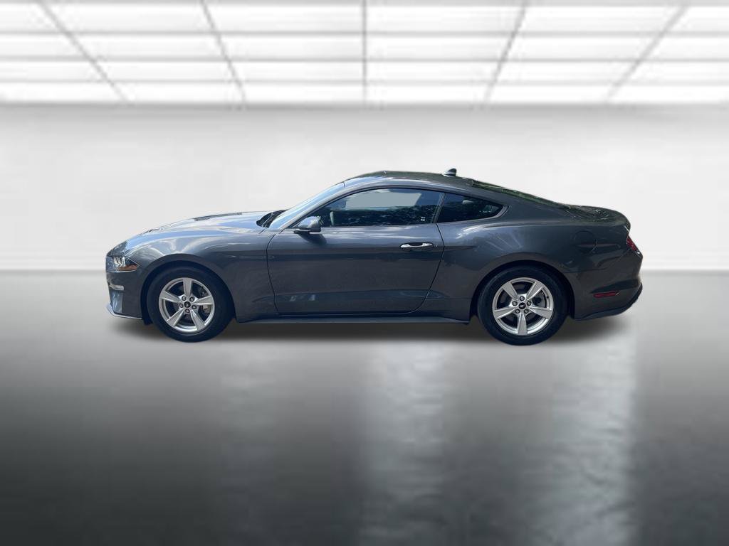 Used 2020 Ford Mustang Coupe RWD image 2