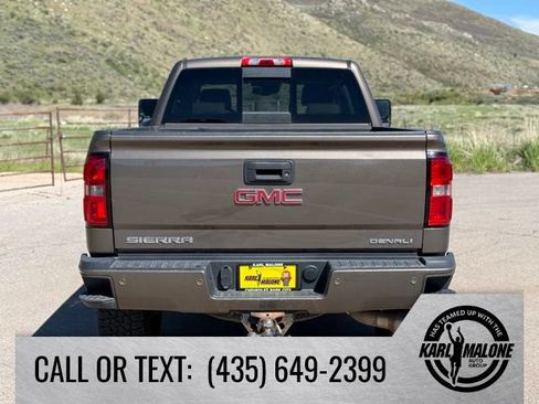 Used 2015 GMC Sierra 3500 Denali w/ Duramax Plus Package AWD/4WD image 4