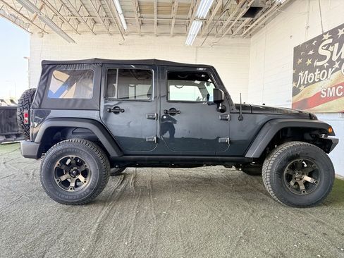 Used 2017 Jeep Wrangler Unlimited Sport image 20