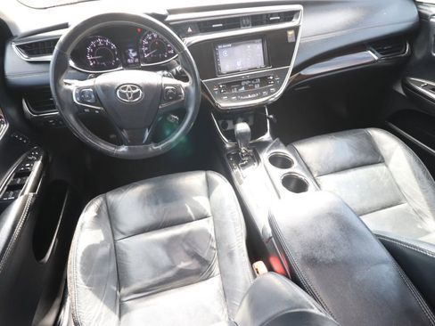 Used 2014 Toyota Avalon XLE Touring FWD image 9