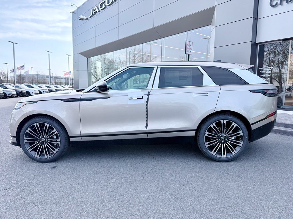 New 2026 Land Rover Range Rover Velar Dynamic SE AWD/4WD image 34