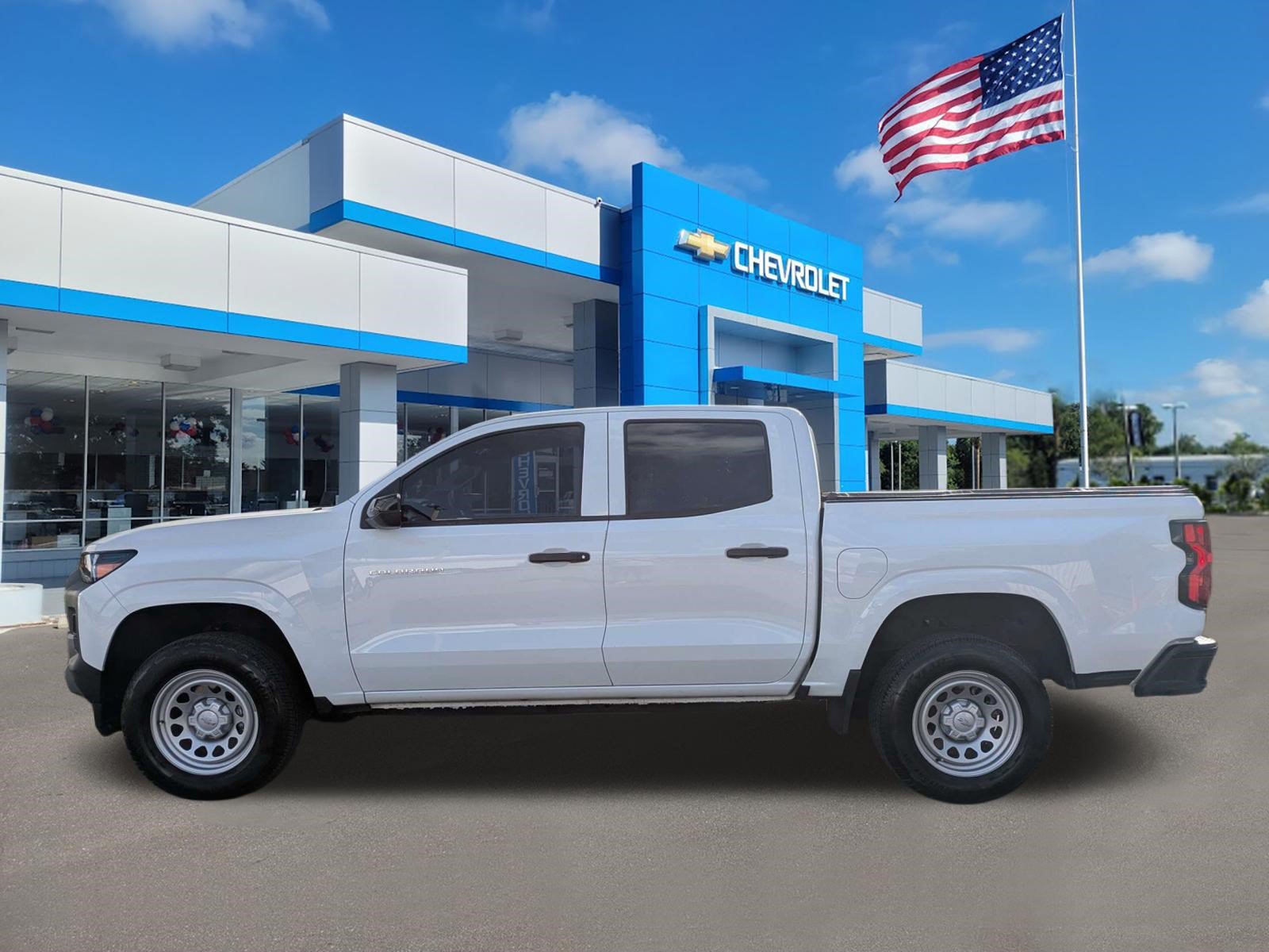 Used 2024 Chevrolet Colorado W/T w/ WT Convenience Package II RWD image 6