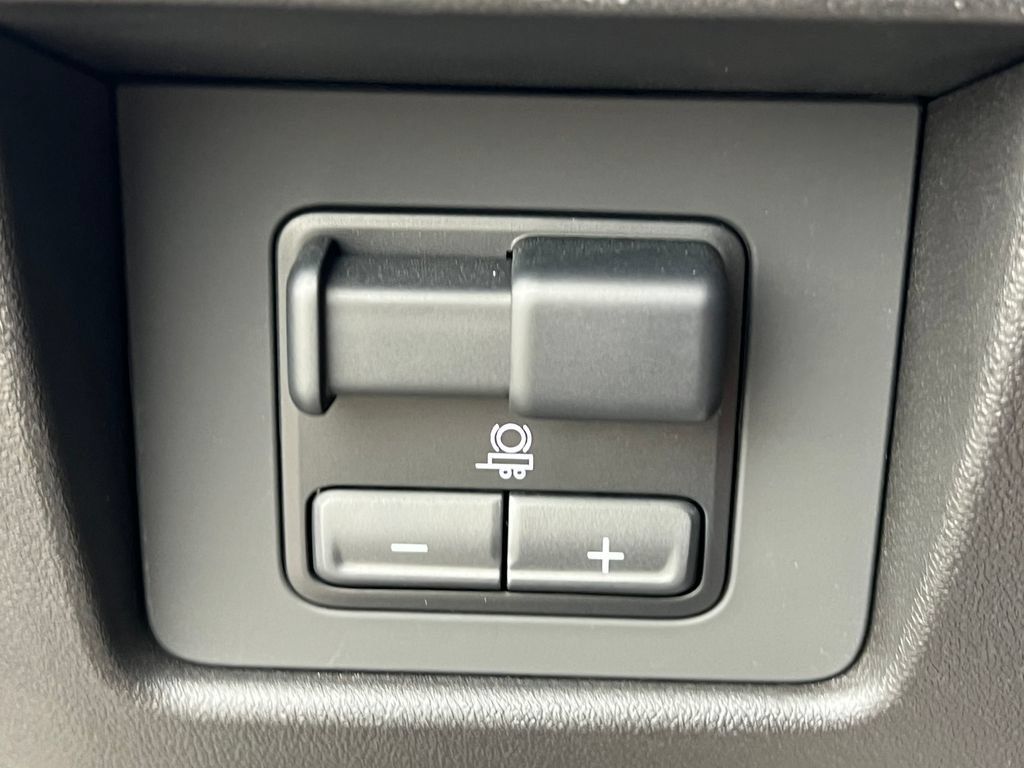 Used 2023 GMC Canyon AT4 AWD/4WD image 20