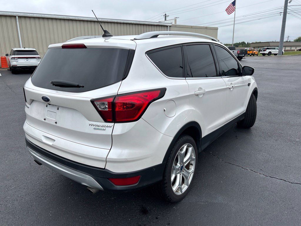 Used 2019 Ford Escape Titanium FWD image 8