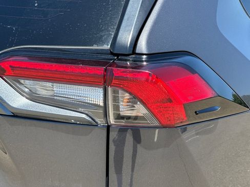 Certified 2025 Toyota RAV4 XLE AWD/4WD image 49