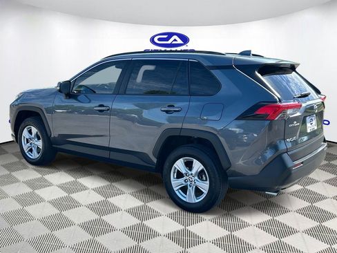 Used 2021 Toyota RAV4 LE FWD image 6