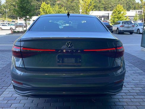 Used 2025 Volkswagen Jetta Sport FWD image 17
