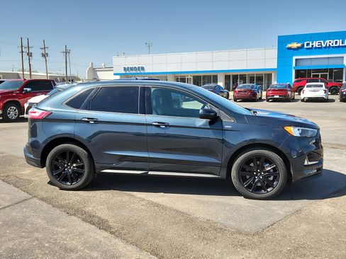 Used 2023 Ford Edge ST-Line w/ Class II Trailer Tow Package image 5