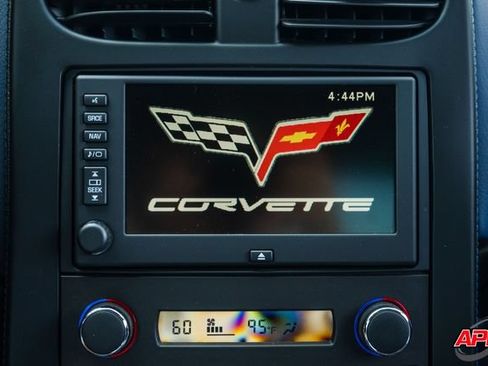 Used 2013 Chevrolet Corvette Z06 w/ 3LZ Preferred Equipment Group RWD image 15