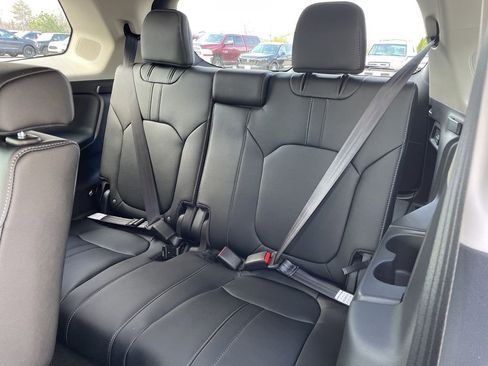 New 2026 Honda Pilot Touring image 15