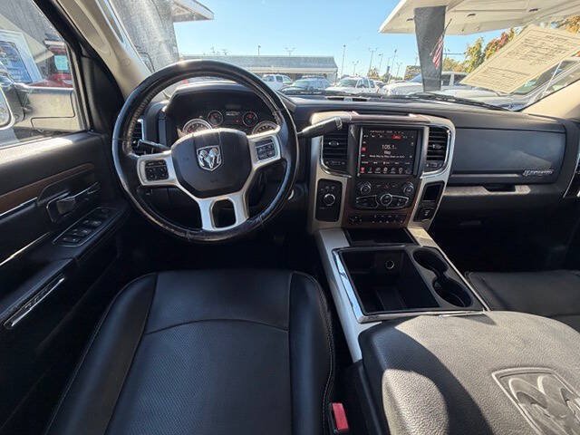 Used 2014 RAM 2500 Laramie w/ Protection Group AWD/4WD image 13