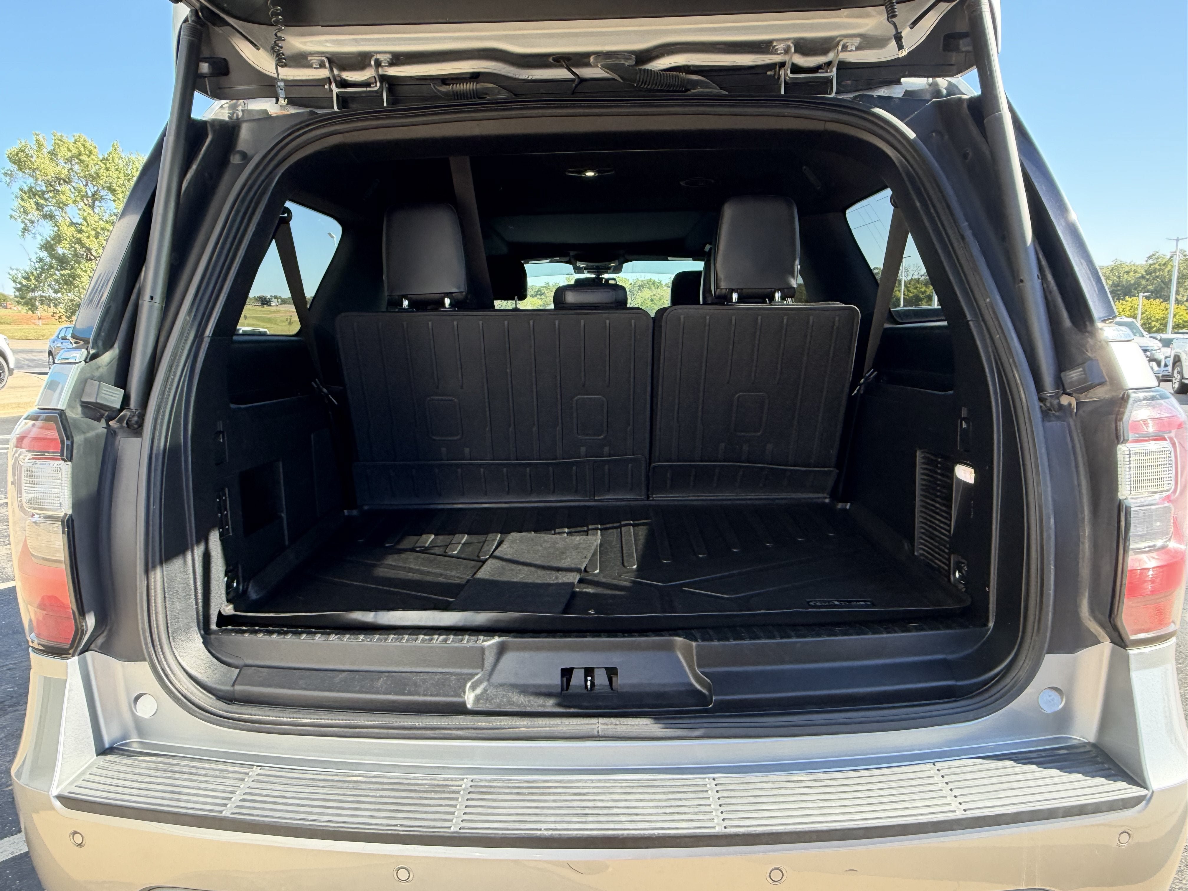 Used 2021 Ford Expedition Max Limited AWD/4WD image 7